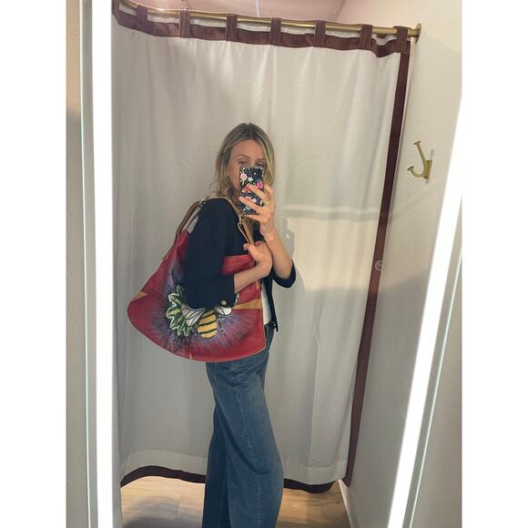 Hand Painted Bumble Bee Leather Hobo Bag Horse bit Anuschka Inspired - Picture 13 of 16